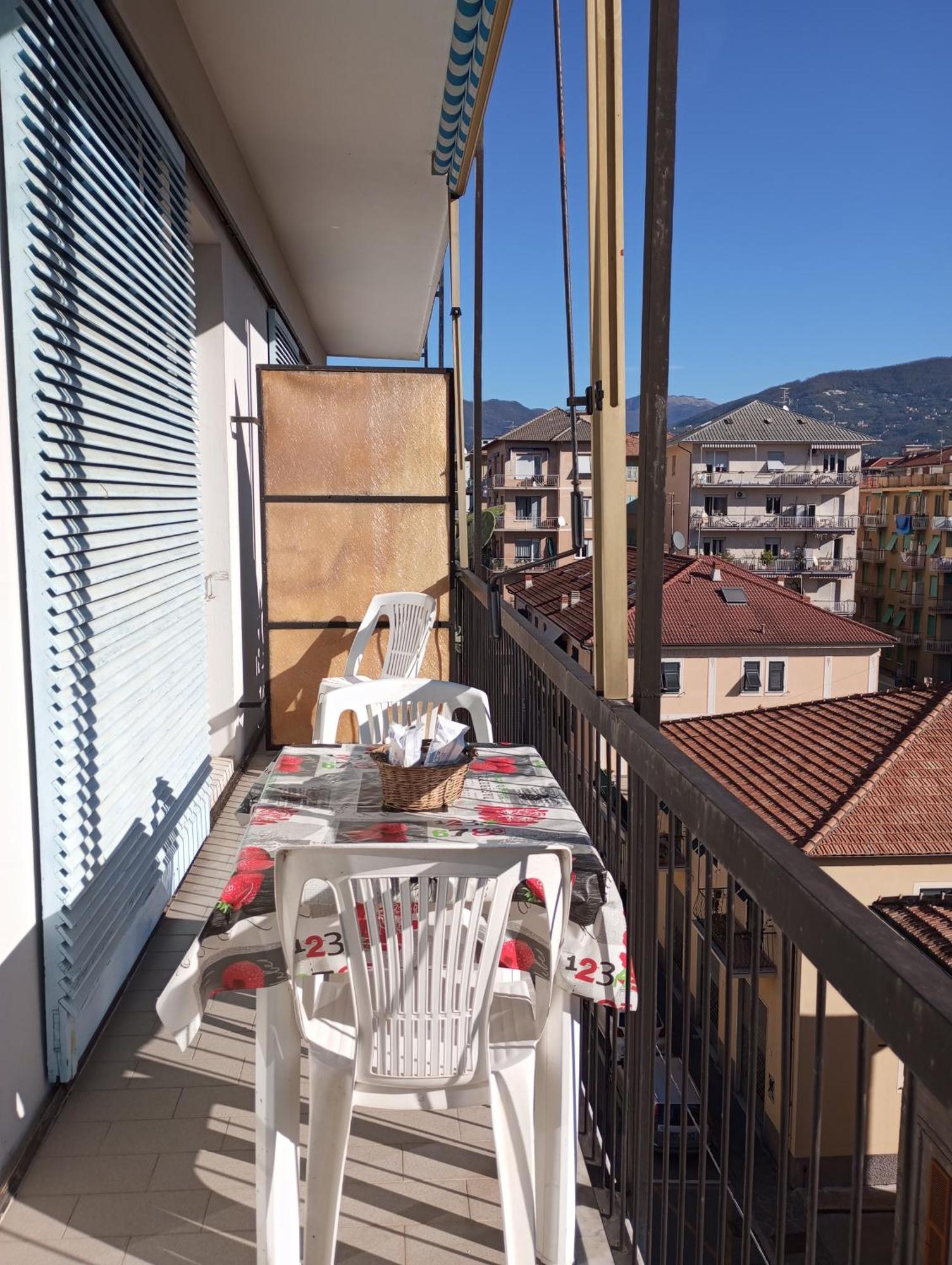 Tigullio Vacations - Da Gabriella Apartment Chiavari Bagian luar foto